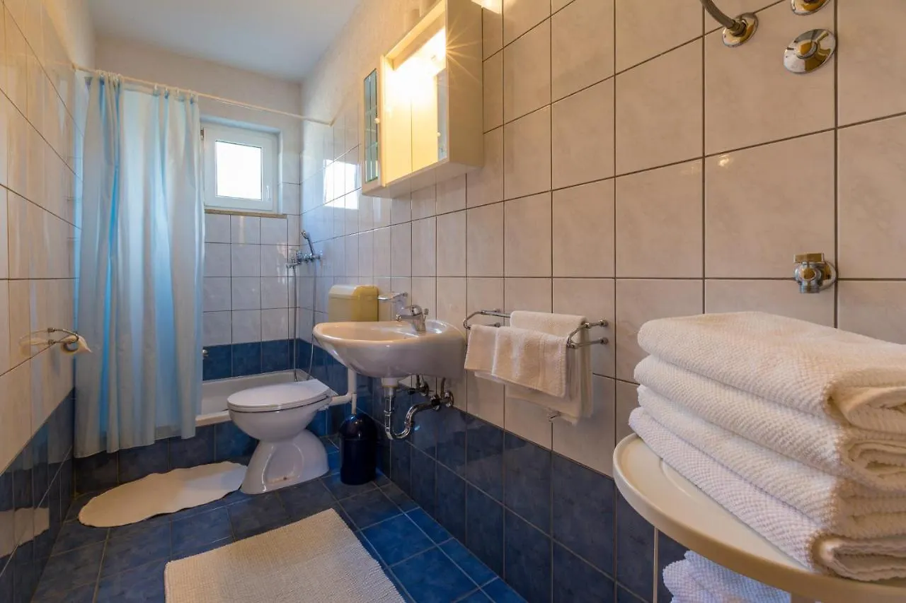 Amila Apartment Crikvenica 0*,  Croatia