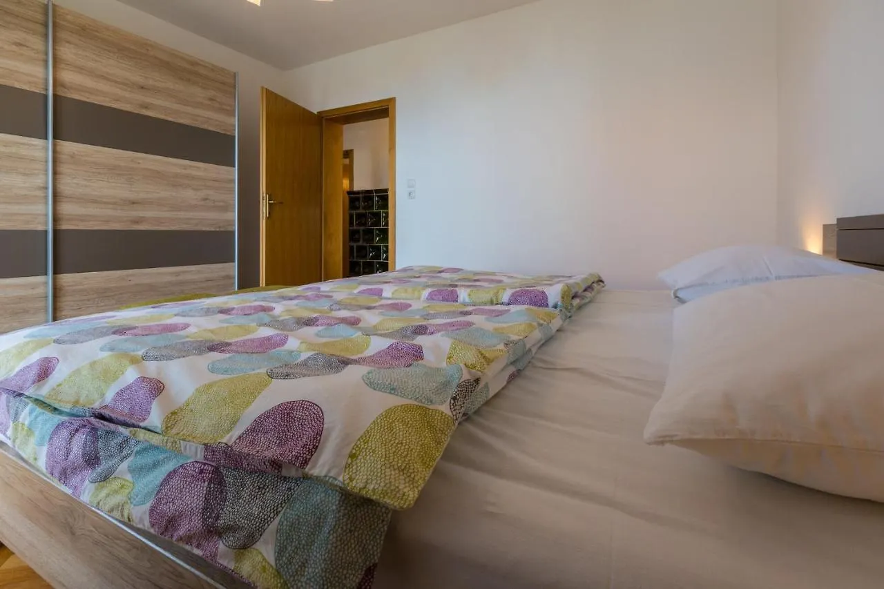 Amila Apartment Crikvenica